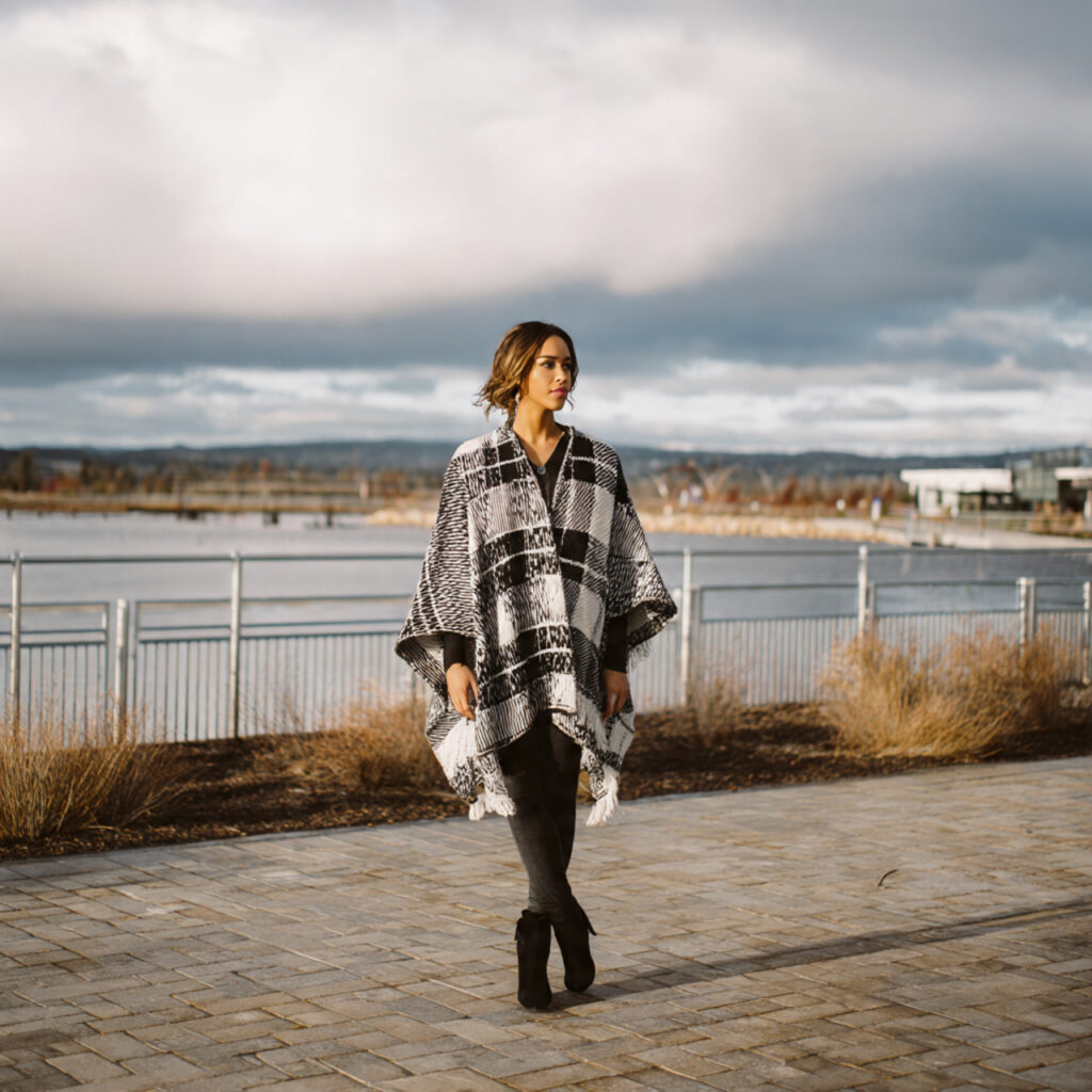 Patterned Cape and Slim Fit Leggings